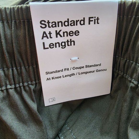 Nike Sport Essentials Men's Woven Unlined Utility Shorts Olive Green DM6833 355 - Picture 5 of 6